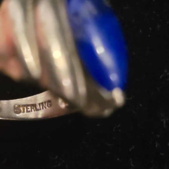 Sterling Silver Marked and Natural Lapis Oval Stone Ring 6.75 - Picture 6 of 9